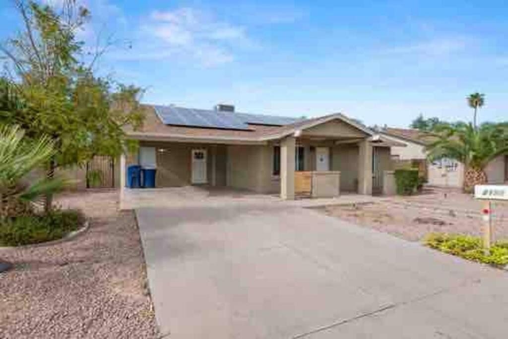 Spacious Cozy Home In Tempe Jacuzzi Pool King Bed! מראה חיצוני תמונה